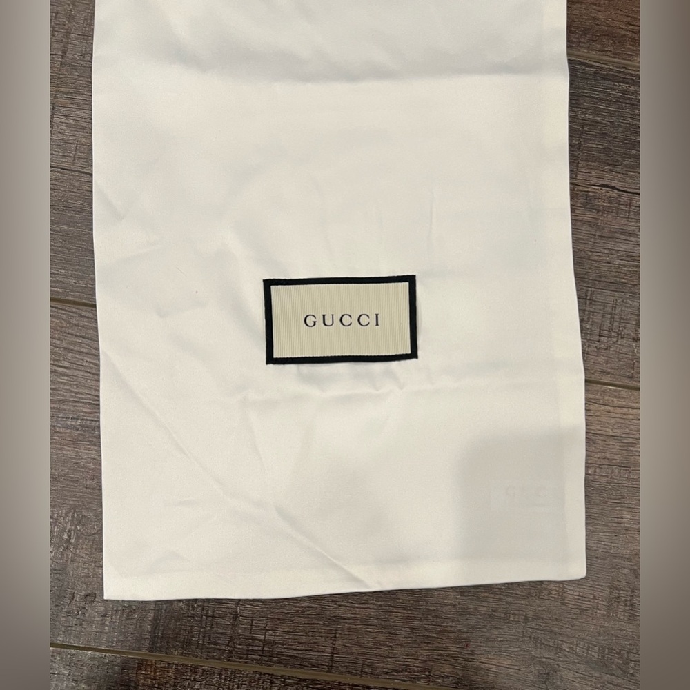 Gucci White Satin Dust Bag with Black Drawstring - Picture 2 of 6